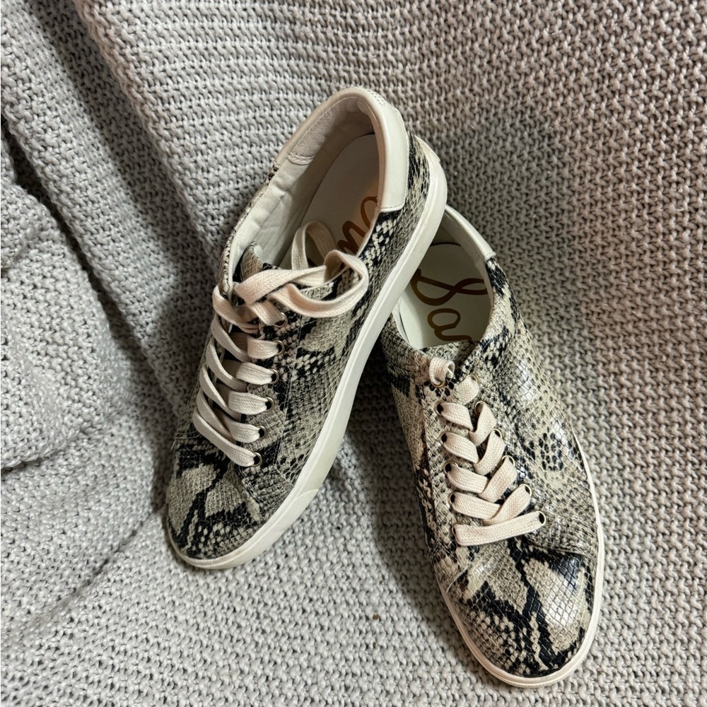 Sam Edelman Ethyl Snake Print Embossed Lace Up Low Top Sneakers Size 9‎